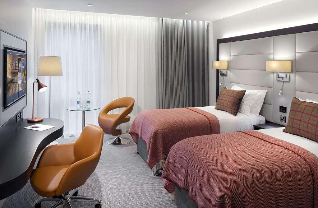 The Address Connolly Hotel Bray Phòng bức ảnh